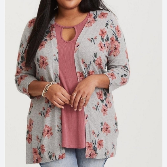 Torrid Heather Grey Floral Knit Cardigan Size 1X - Picture 1 of 9